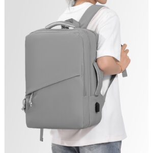 2025082016118180433876w790h1096